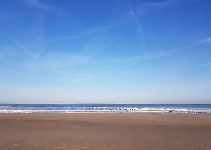 Zeezicht Apartmanhotel 4*