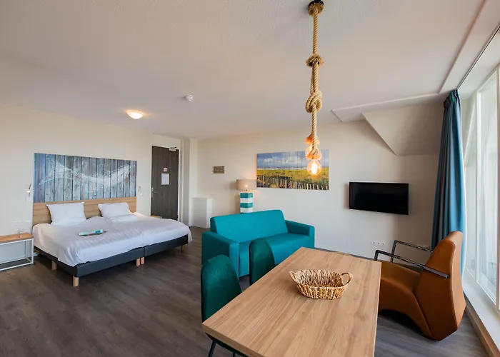 Apartmanhotel Zeezicht 4*